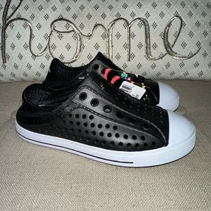 🚫SOLD🚫Skechers Foamies